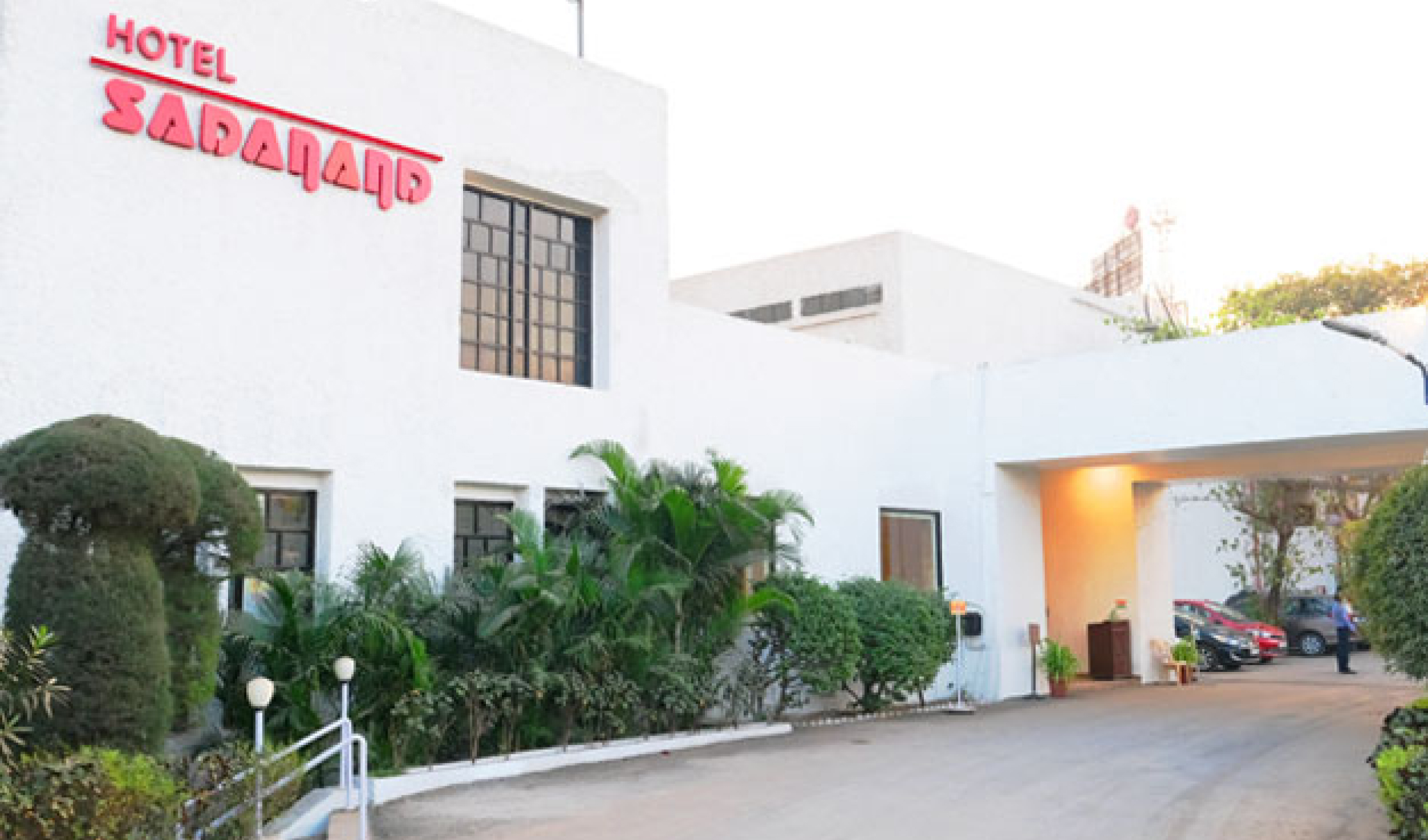 CHYRSO HOTEL