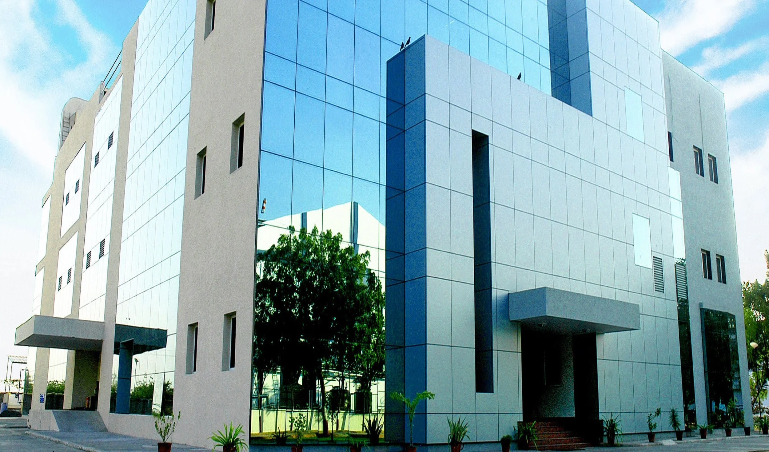 DISHMAN PHARMA LAB